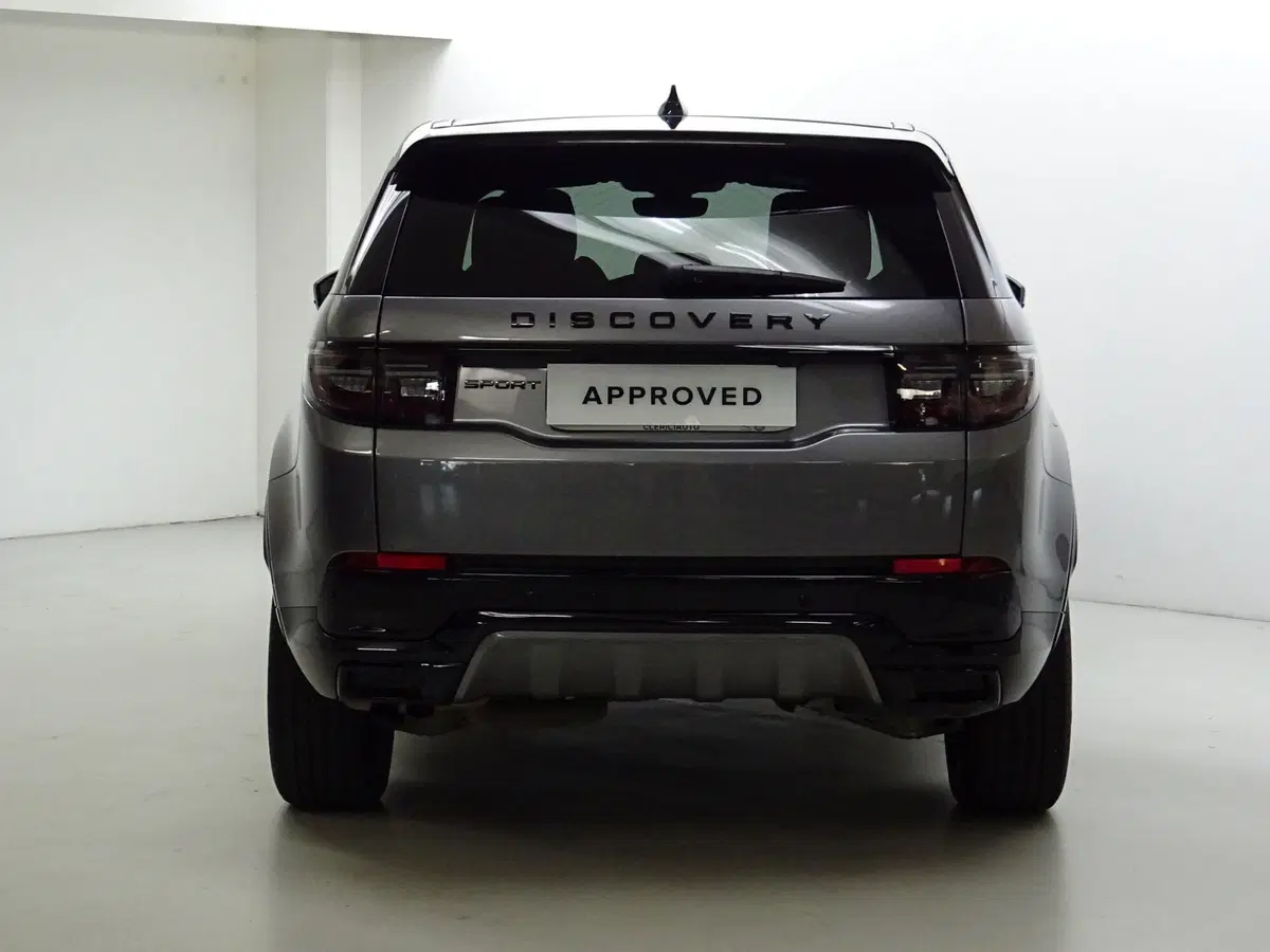 Land Rover Discovery Sport usata a Como (7)