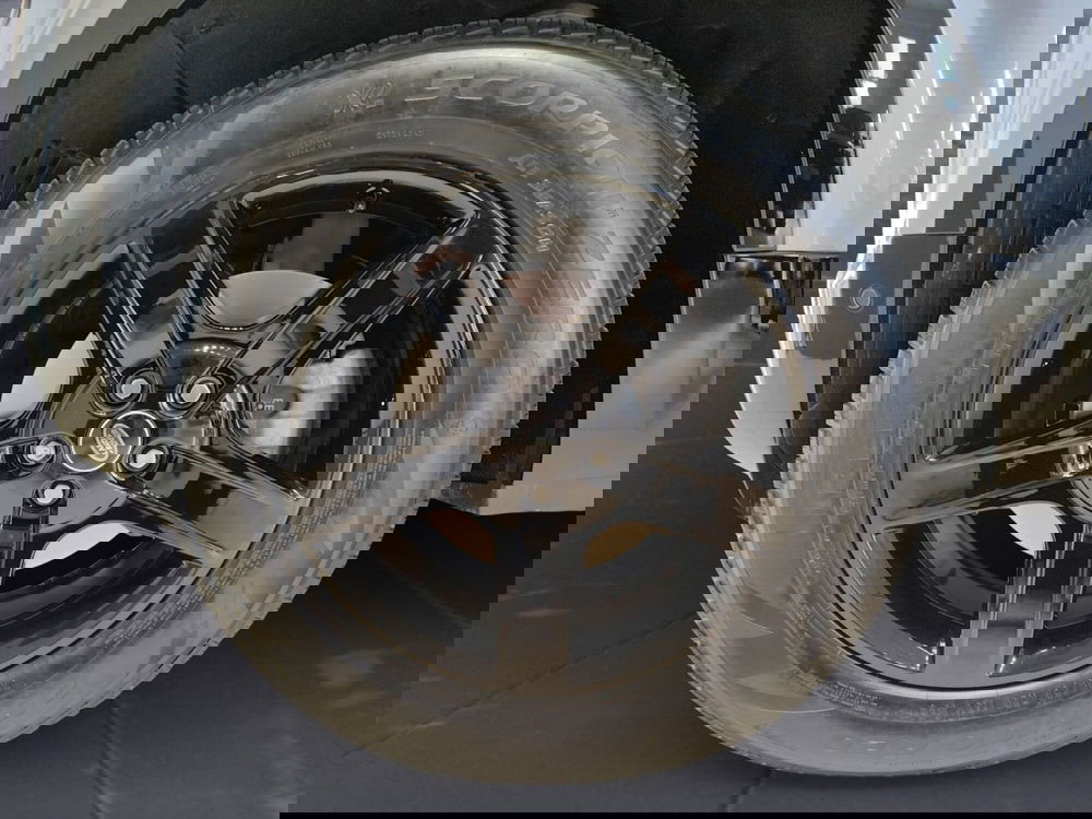 Land Rover Defender usata a Perugia (9)