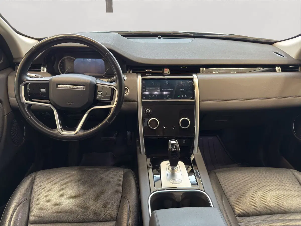 Land Rover Discovery Sport usata a Latina (4)