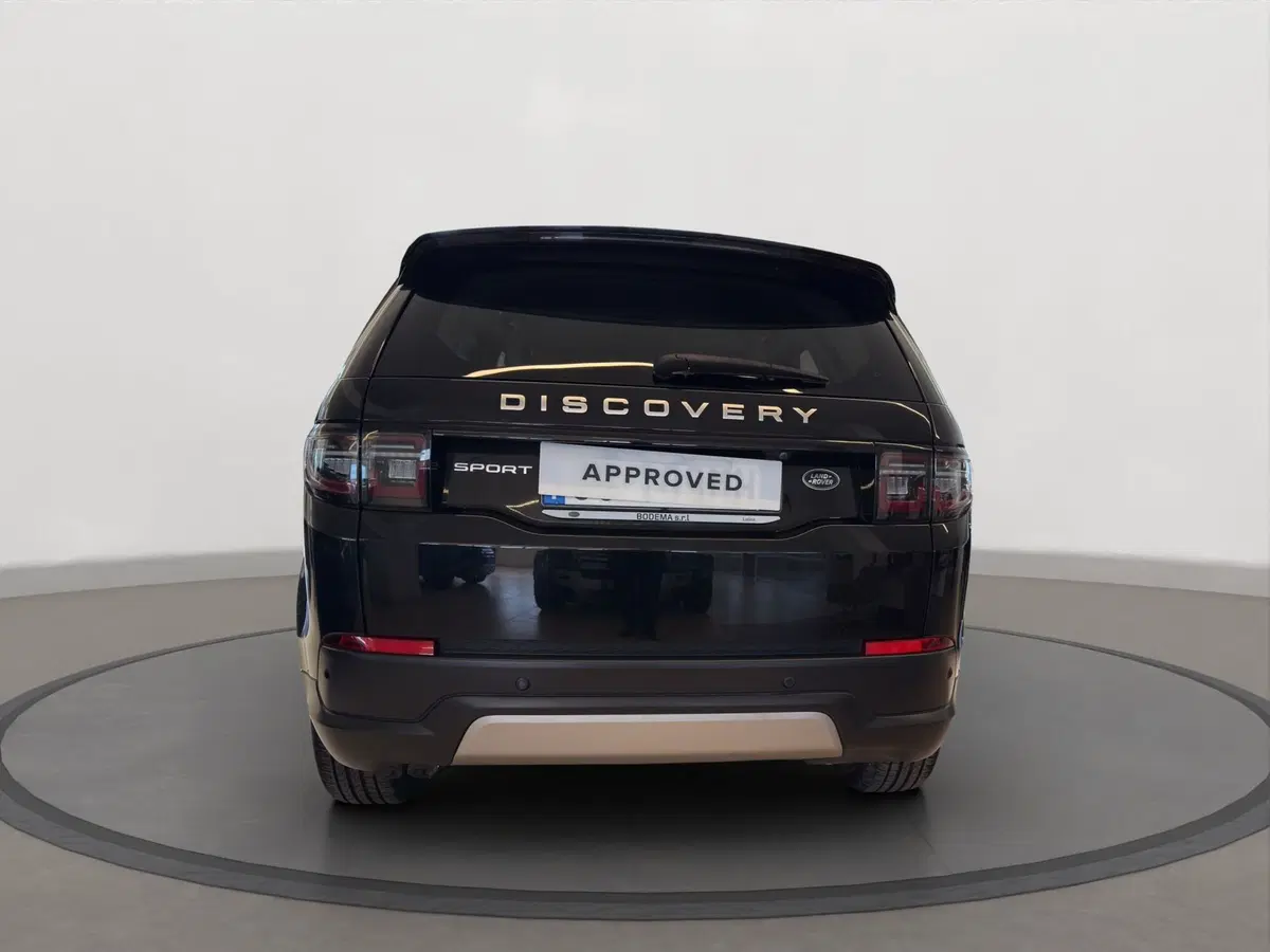 Land Rover Discovery Sport usata a Latina (7)