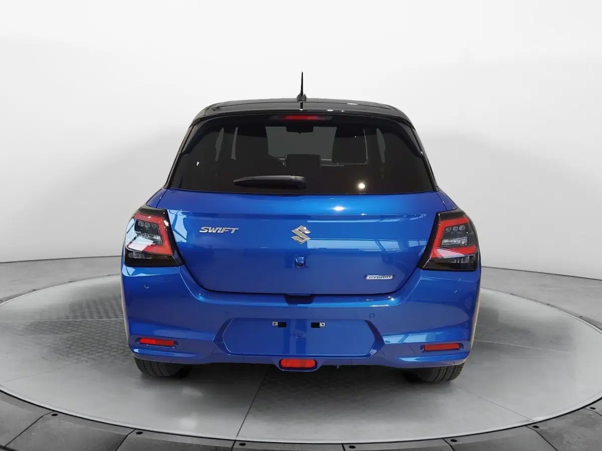 Suzuki Swift nuova a Milano (5)