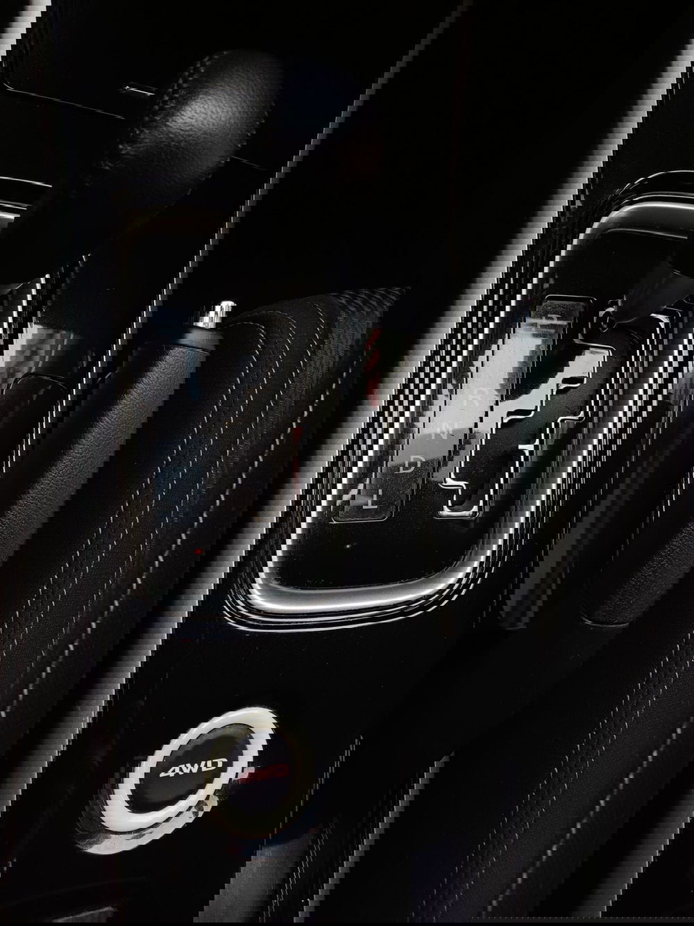 Mitsubishi Outlander usata a Modena (15)