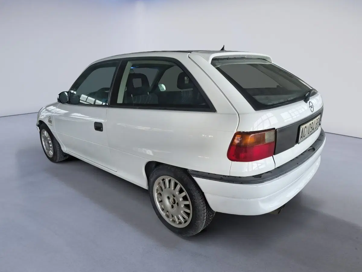 Opel Astra usata a Padova (6)