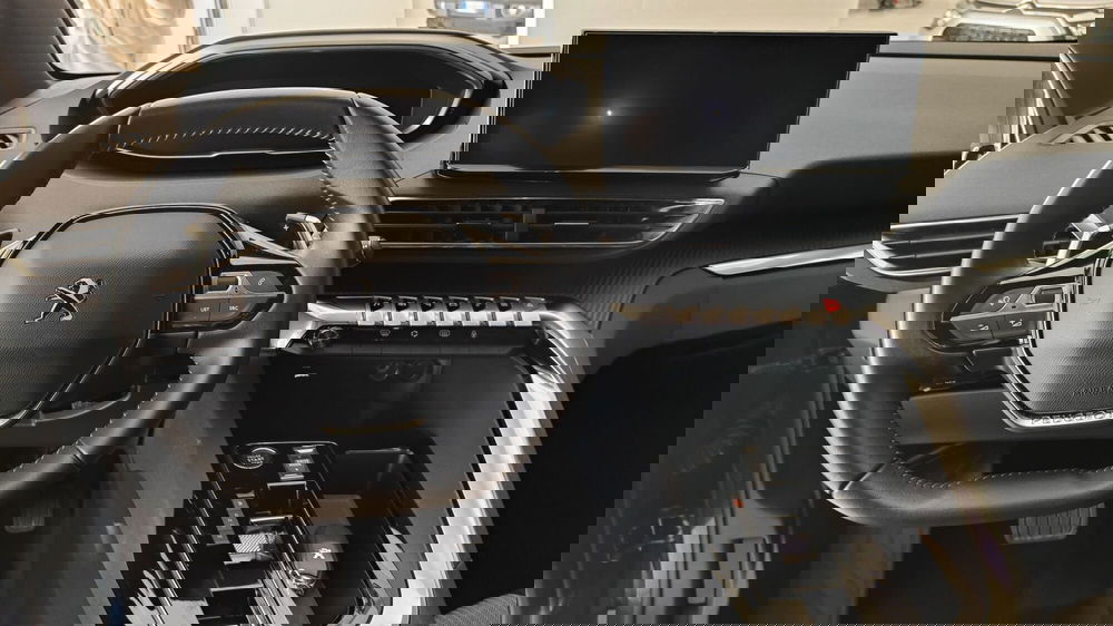 Peugeot 5008 usata a Milano (14)