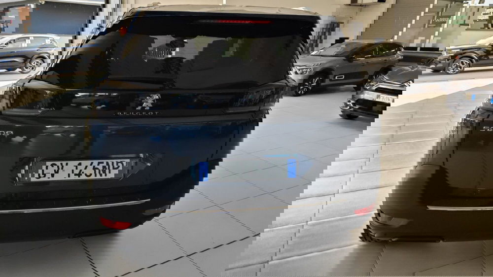 Peugeot 5008 usata a Milano (4)