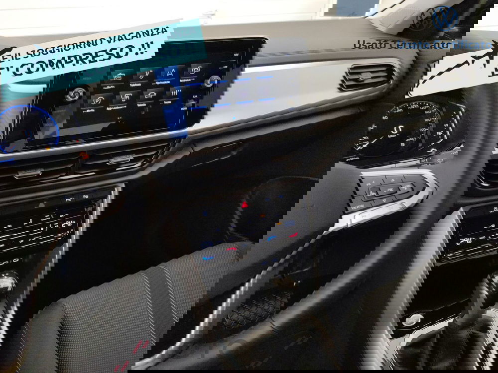 Volkswagen T-Roc nuova a Varese (15)