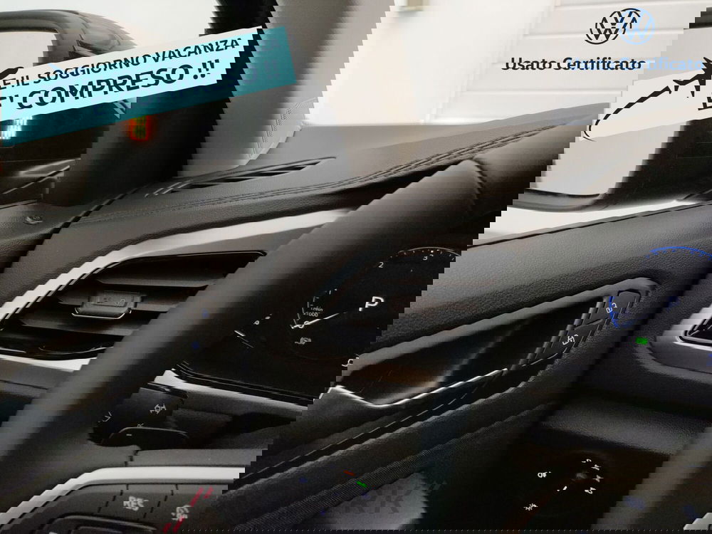 Volkswagen T-Roc nuova a Varese (16)