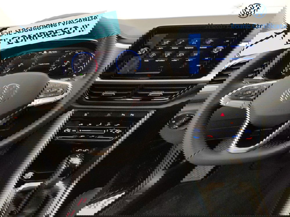 Volkswagen T-Roc nuova a Varese (17)