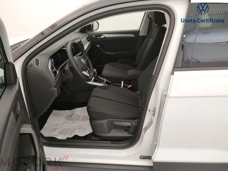 Volkswagen T-Roc nuova a Varese (11)