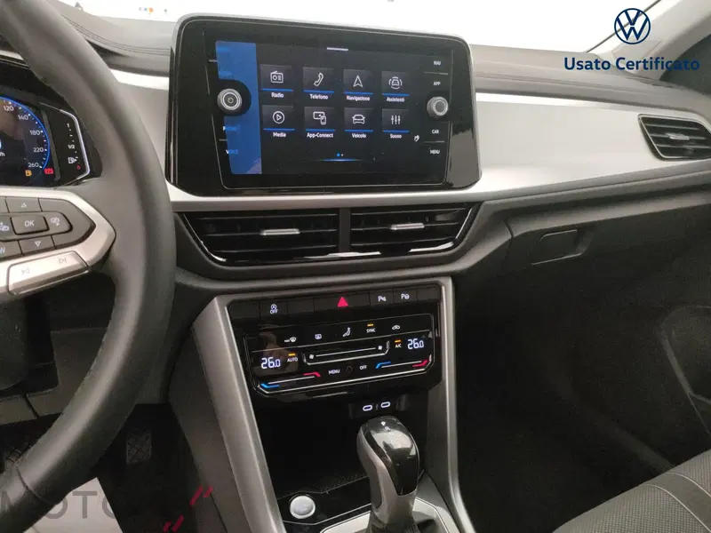 Volkswagen T-Roc nuova a Varese (14)