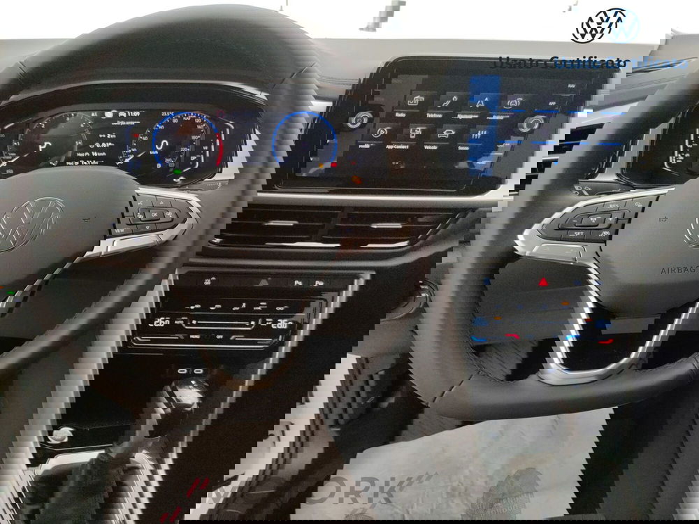 Volkswagen T-Roc nuova a Varese (15)