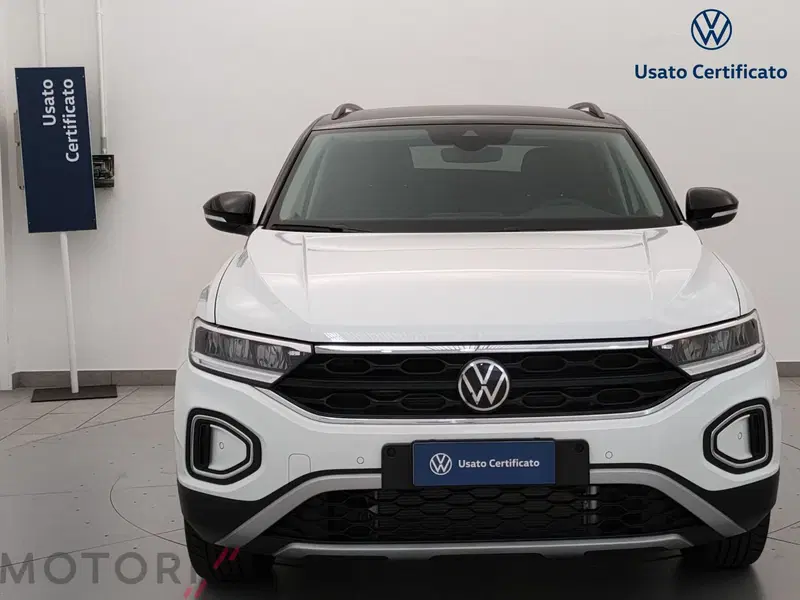 Volkswagen T-Roc nuova a Varese (3)
