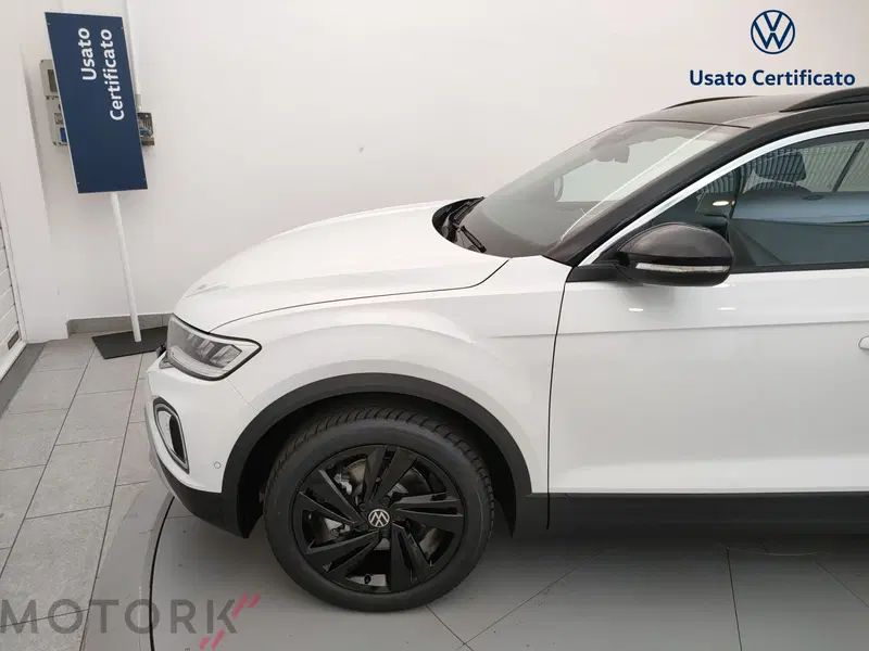 Volkswagen T-Roc nuova a Varese (8)