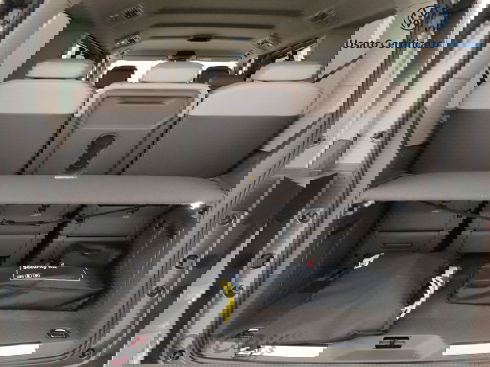 Volkswagen Multivan usata a Varese (10)