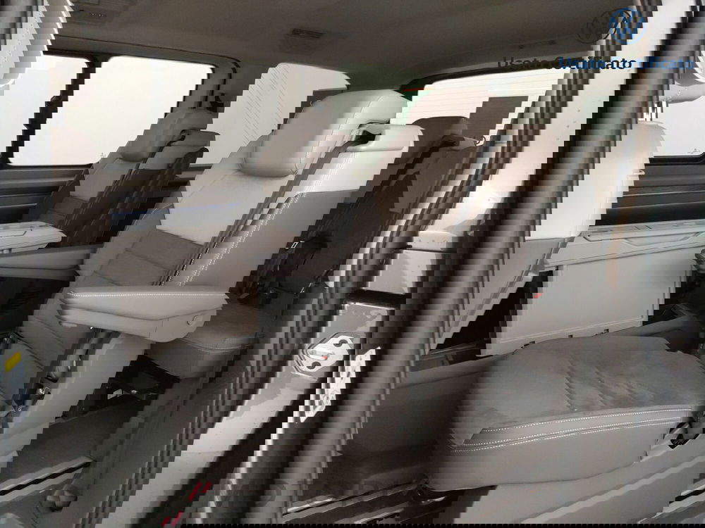 Volkswagen Multivan usata a Varese (12)