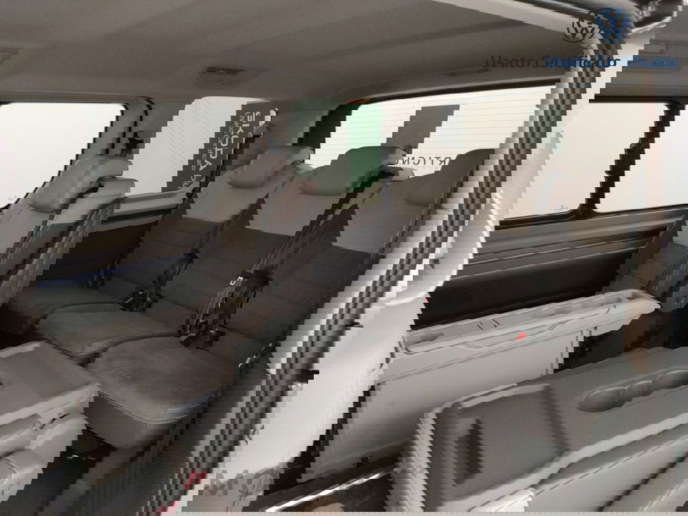 Volkswagen Multivan usata a Varese (13)