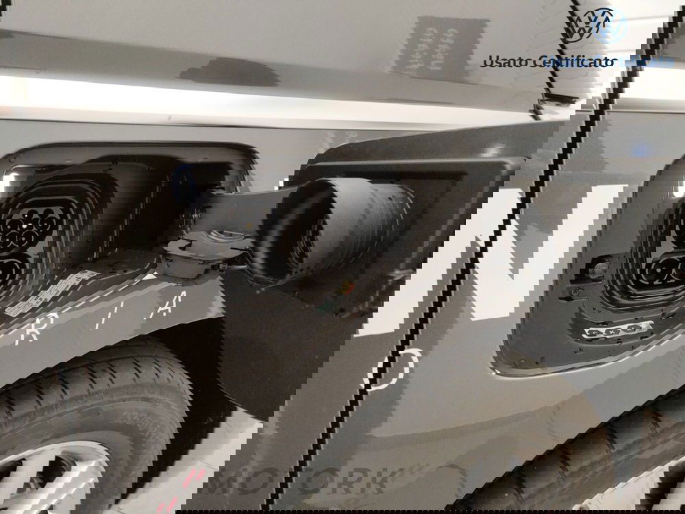 Volkswagen Multivan usata a Varese (19)