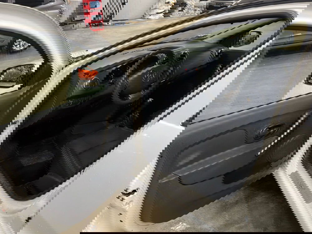 Dacia Logan usata a Vicenza (12)