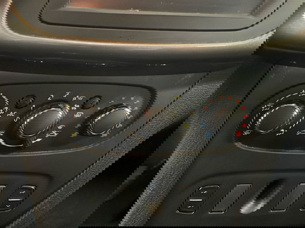 Dacia Logan usata a Vicenza (19)