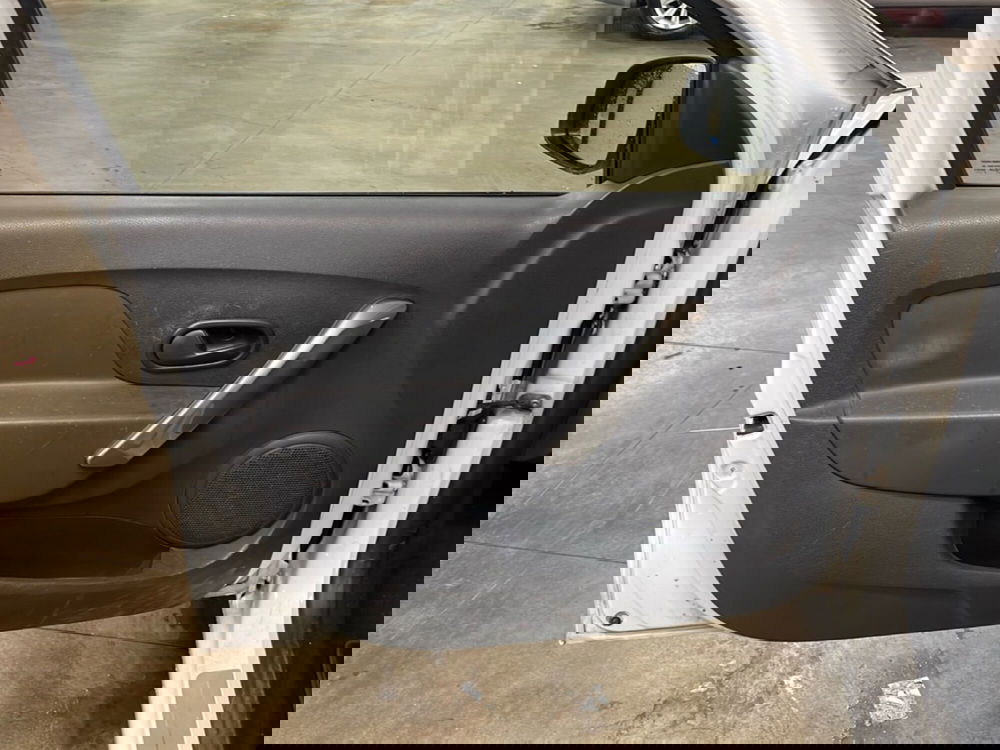 Dacia Logan usata a Vicenza (20)