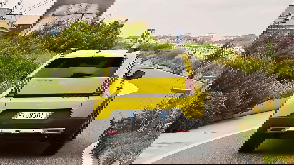 Fiat Grande Panda nuova a Caserta (3)