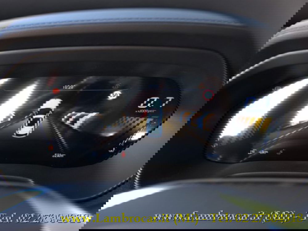 Mg ZS nuova a Milano (7)