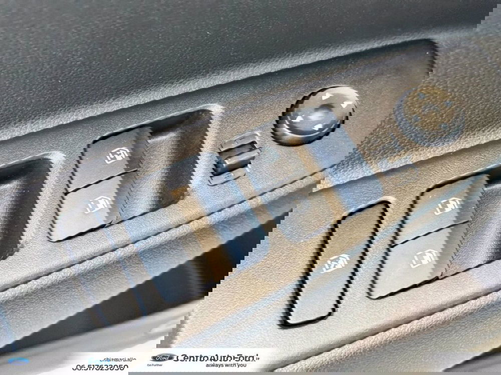 Hyundai i10 nuova a Roma (19)