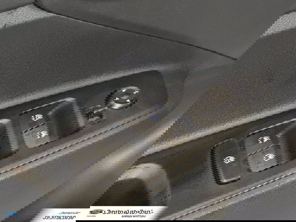 Hyundai i10 nuova a Roma (19)