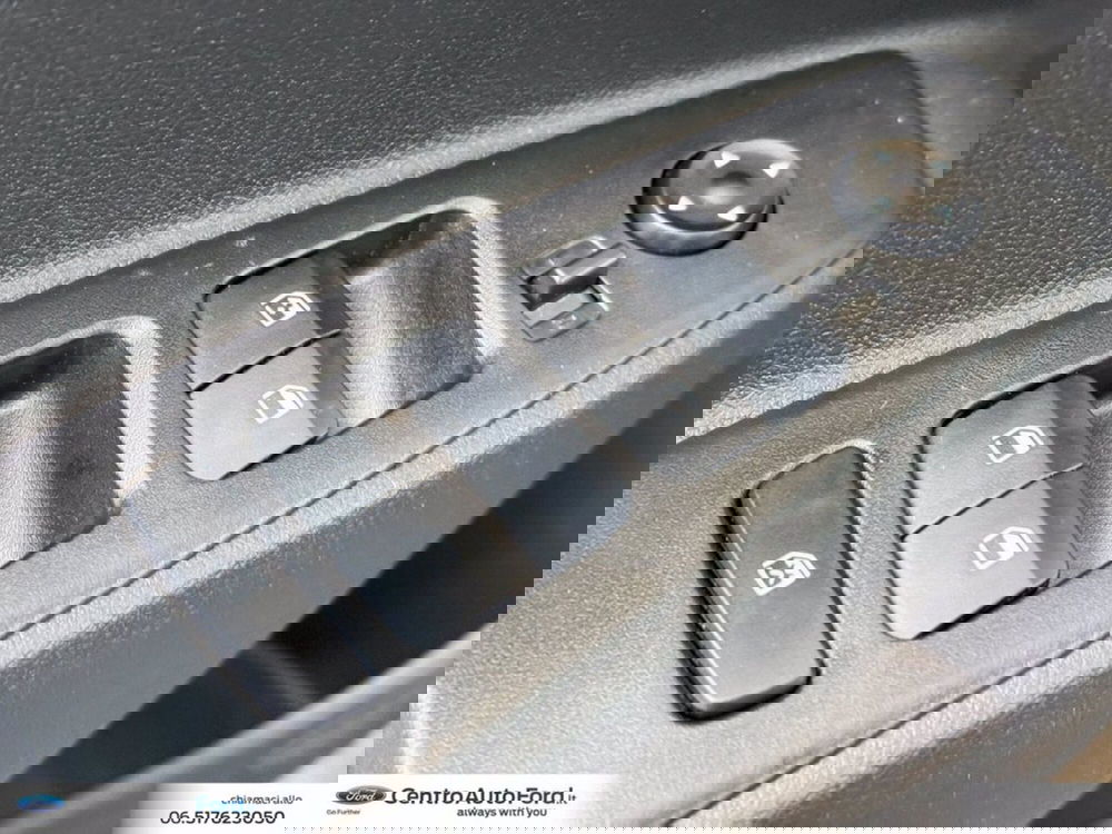 Hyundai i10 nuova a Roma (19)