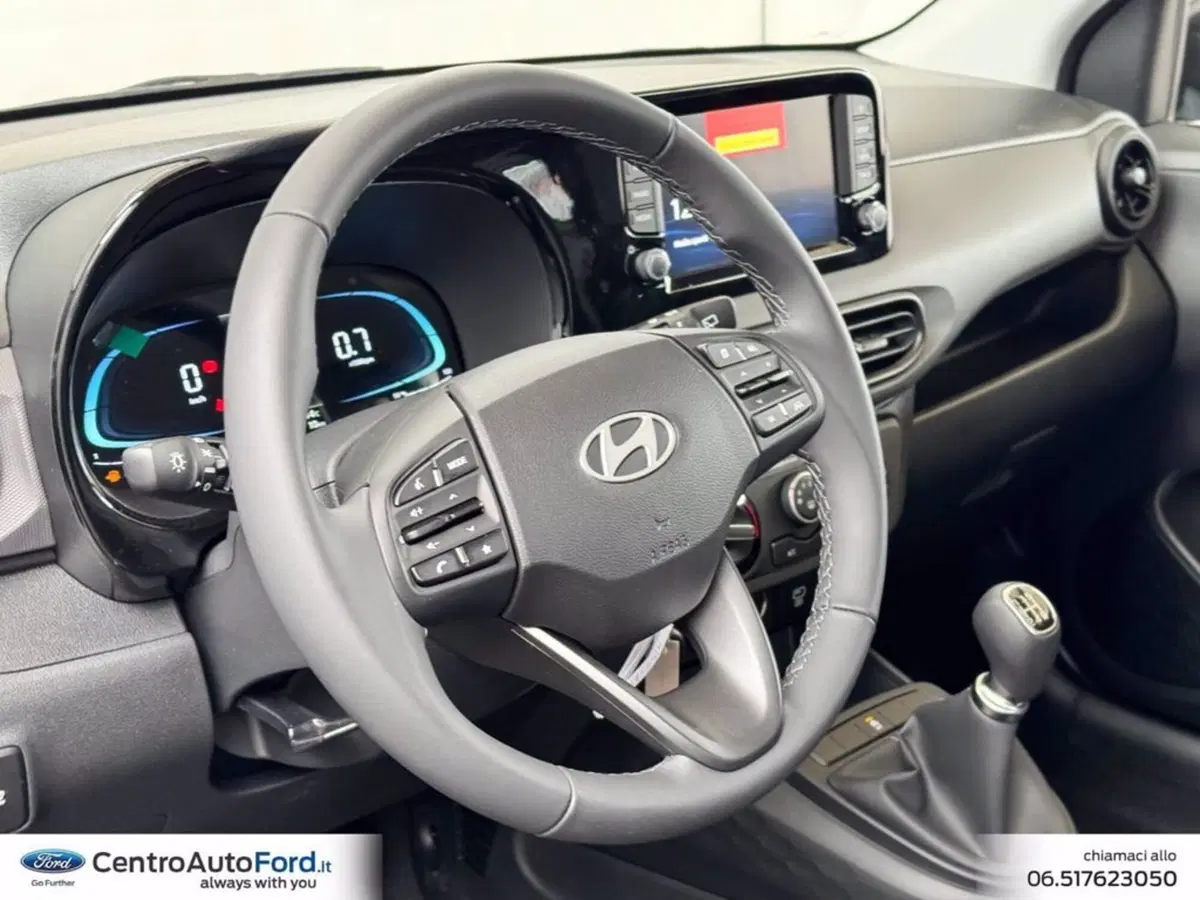 Hyundai i10 nuova a Roma (18)