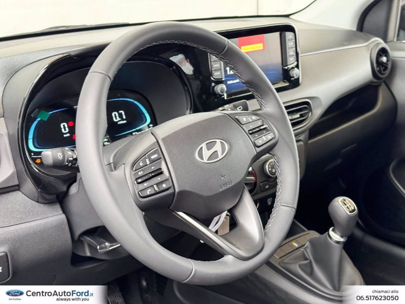 Hyundai i10 nuova a Roma (18)