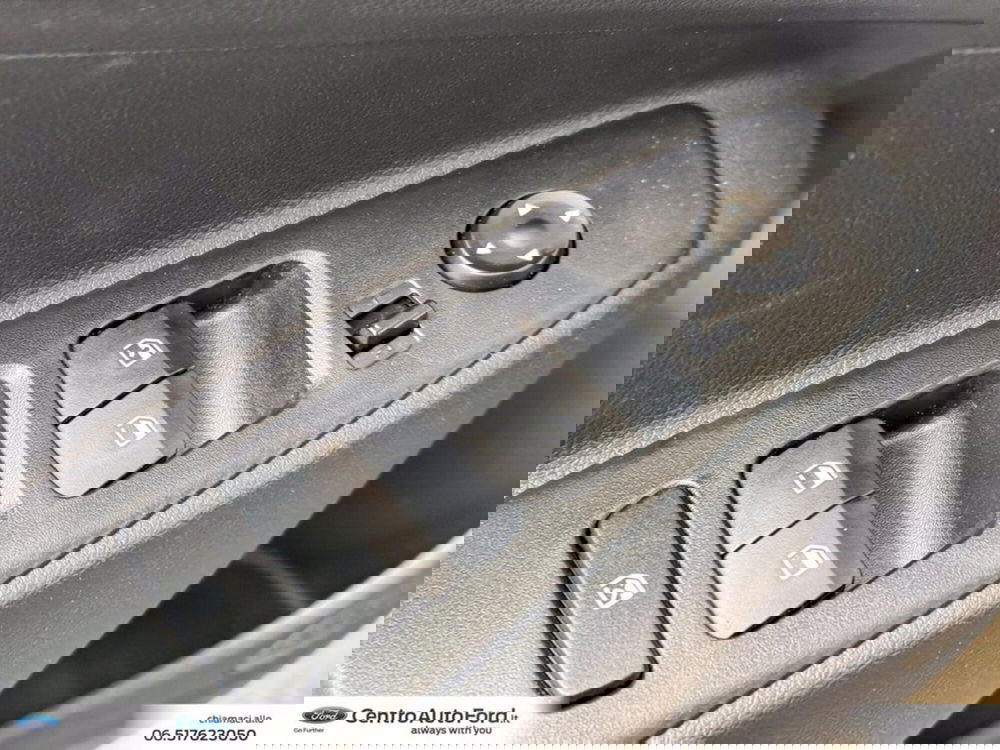 Hyundai i10 nuova a Roma (19)