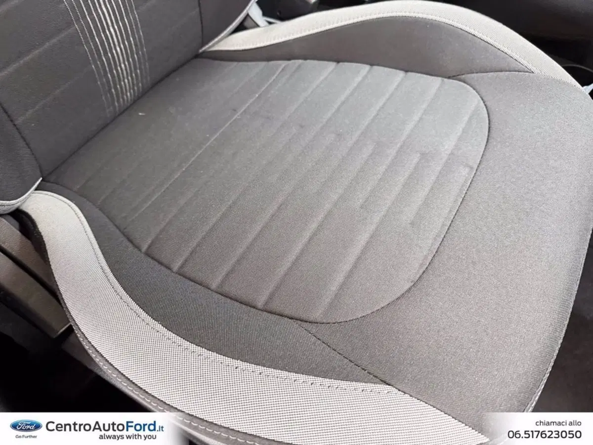 Hyundai i10 nuova a Roma (8)