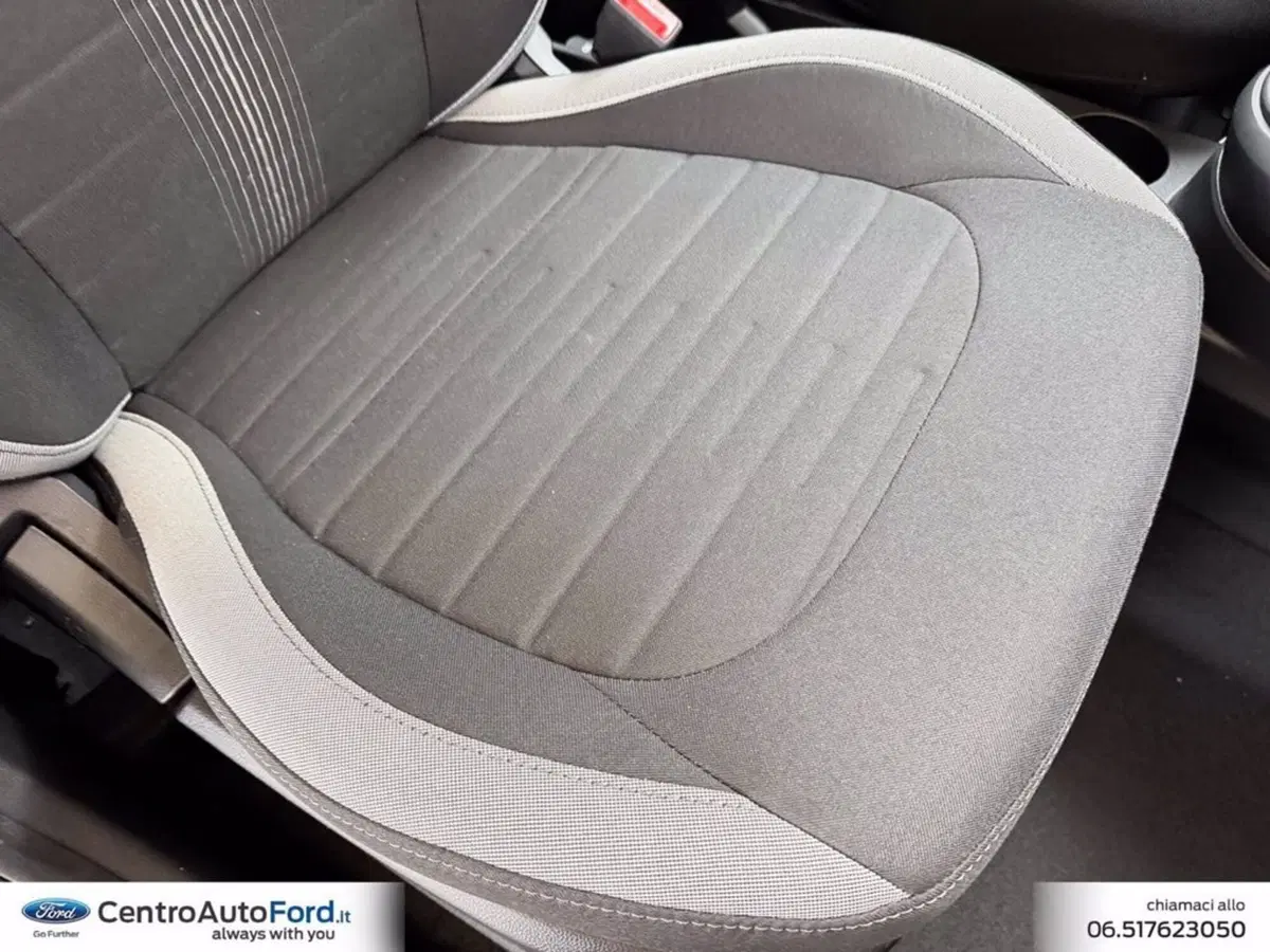 Hyundai i10 nuova a Roma (8)