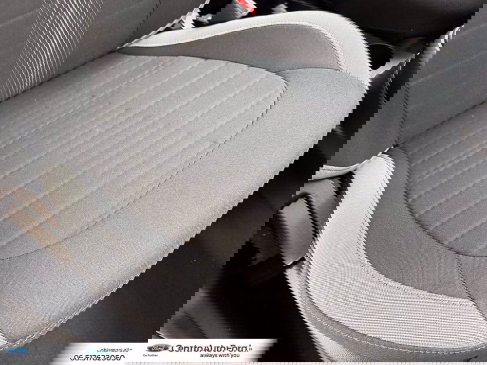 Hyundai i10 nuova a Roma (8)