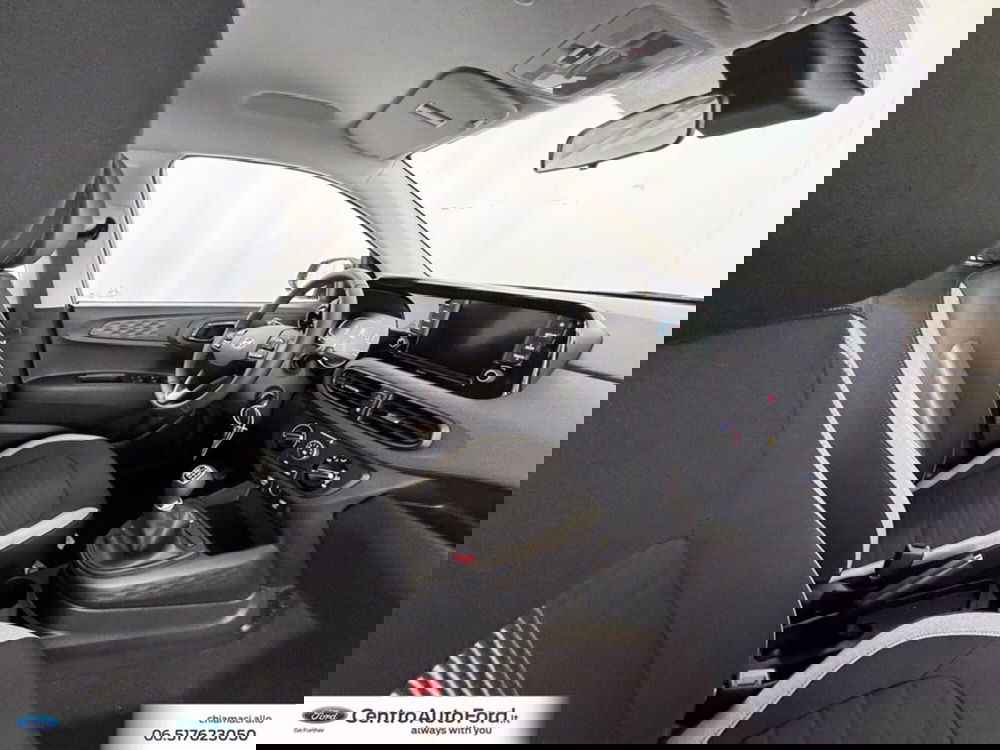 Hyundai i10 nuova a Roma (6)