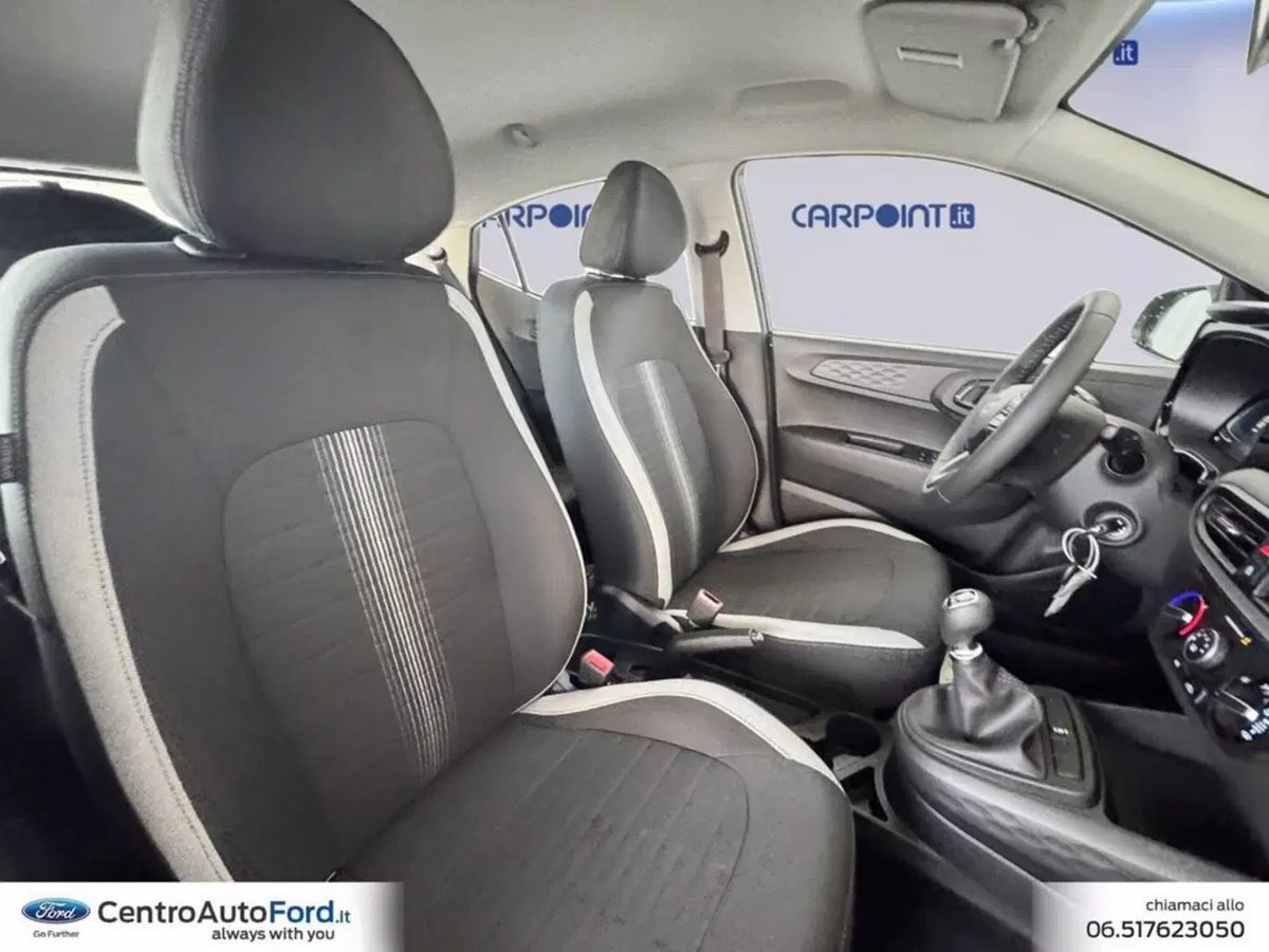 Hyundai i10 nuova a Roma (7)