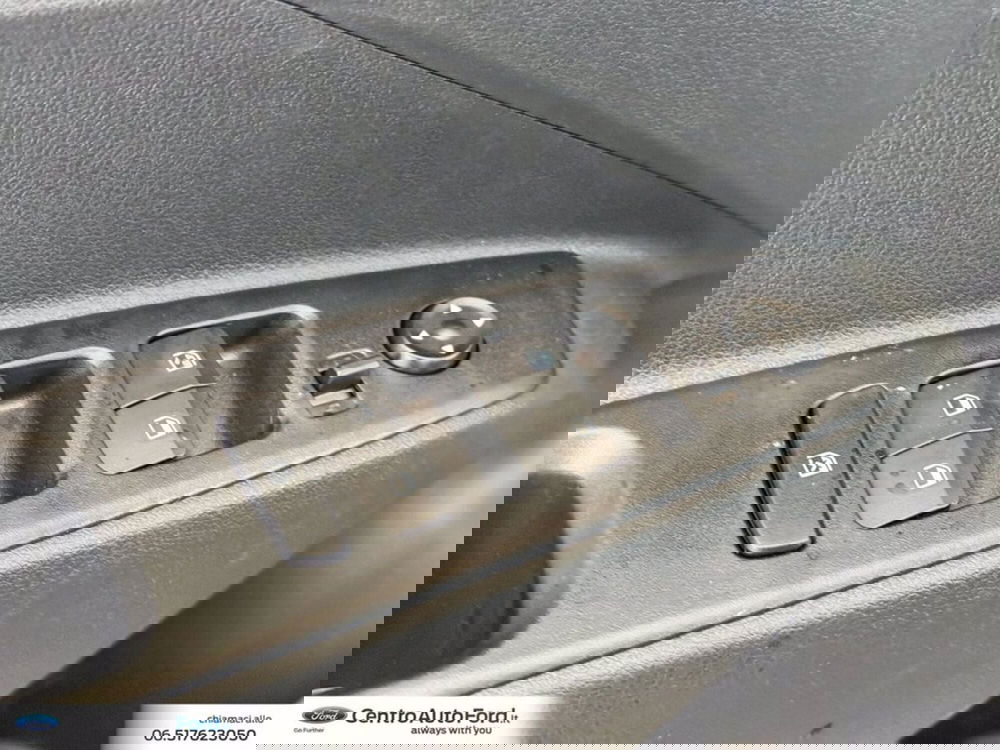 Hyundai i10 nuova a Roma (19)