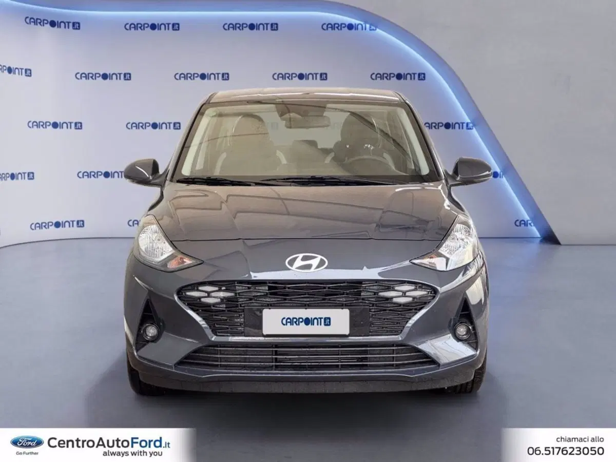 Hyundai i10 nuova a Roma (2)