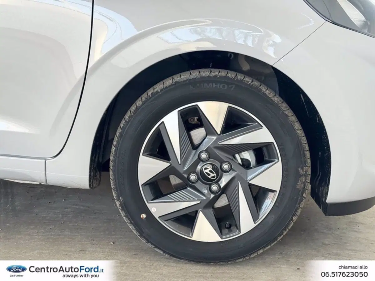 Hyundai i10 nuova a Roma (14)