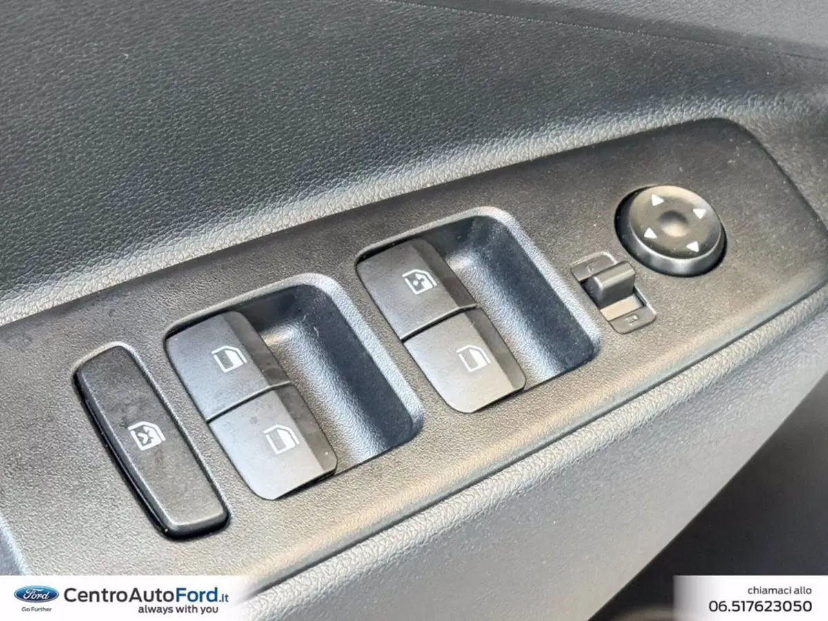 Hyundai i10 nuova a Roma (19)