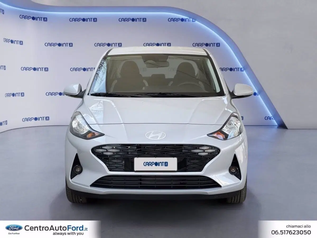 Hyundai i10 nuova a Roma (2)