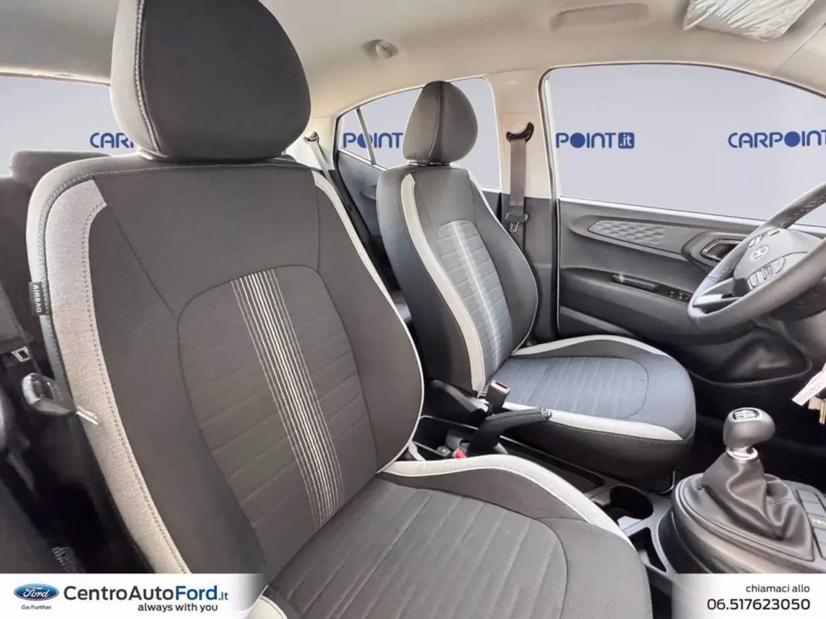 Hyundai i10 nuova a Roma (7)