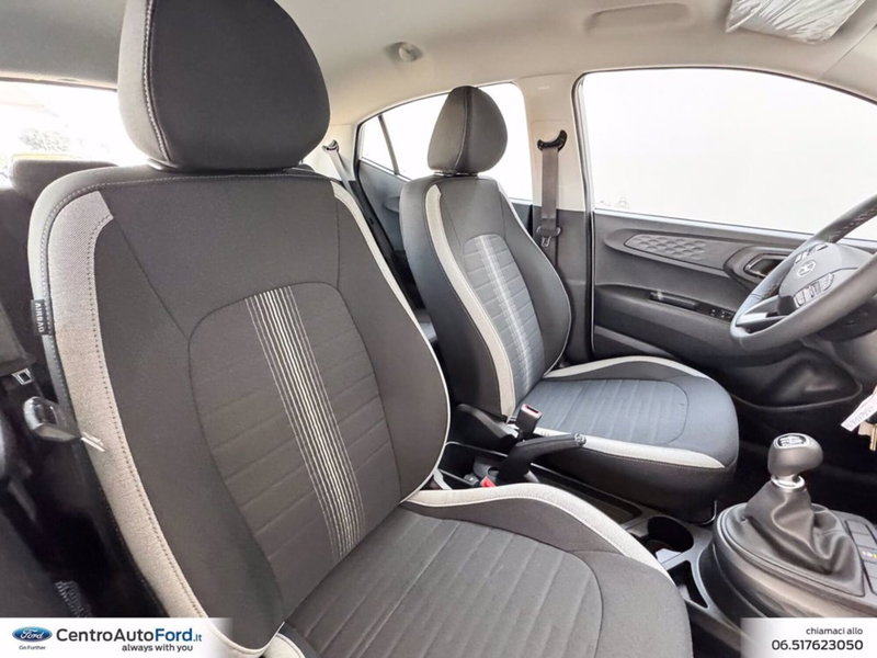 Hyundai i10 nuova a Roma (7)