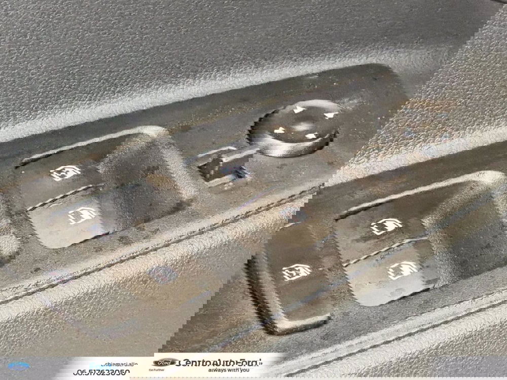 Hyundai i10 nuova a Roma (19)