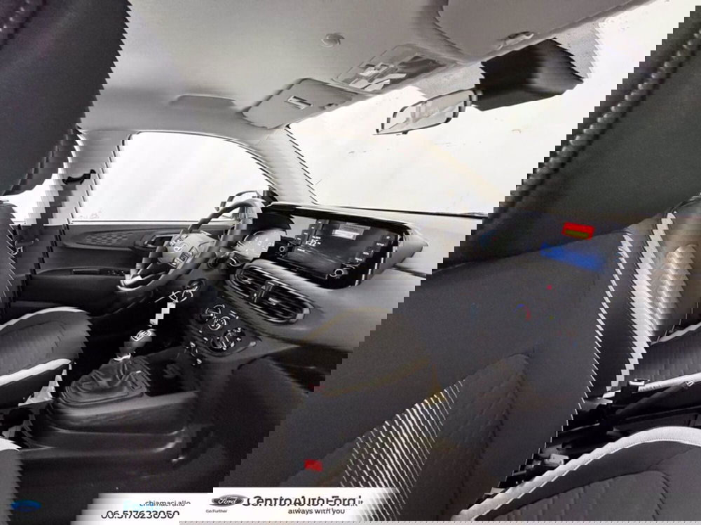 Hyundai i10 nuova a Roma (6)