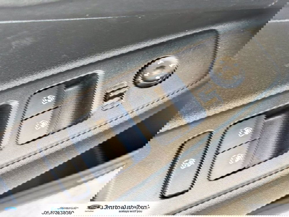 Hyundai i10 nuova a Roma (18)