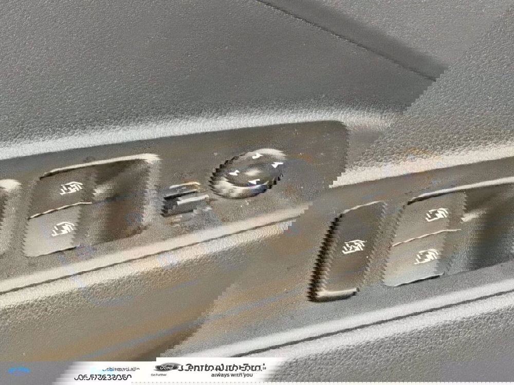 Hyundai i10 nuova a Roma (19)