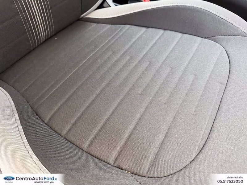 Hyundai i10 nuova a Roma (8)