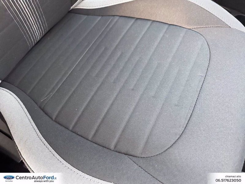 Hyundai i10 nuova a Roma (8)
